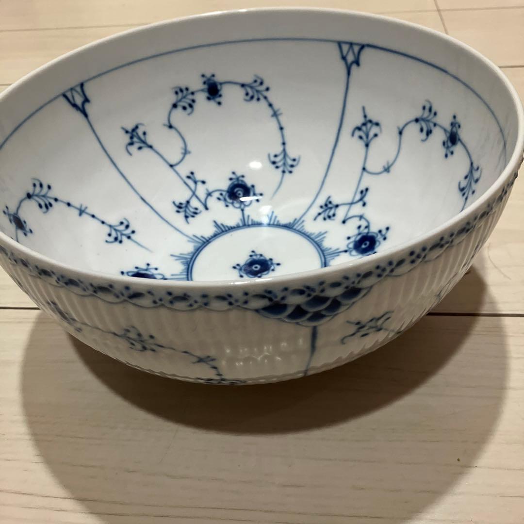 ロイヤルコペンハーゲン　ハーフレースボウル大