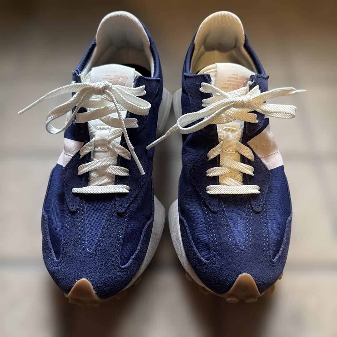 ニューバランス327 23.5㌢