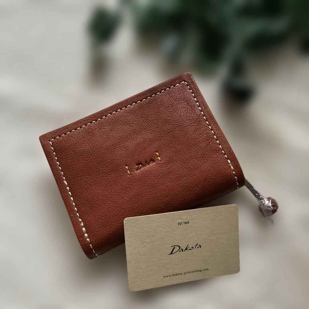 新品Dakotaダコタ牛革財布お勧め