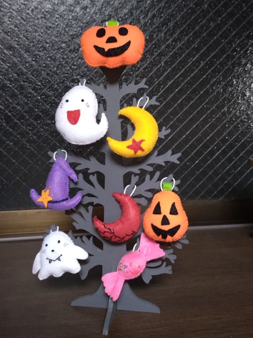 同梱予約済　フエルト　優しい顔のオバケちゃん等　ハロウィンオーナメント　９個