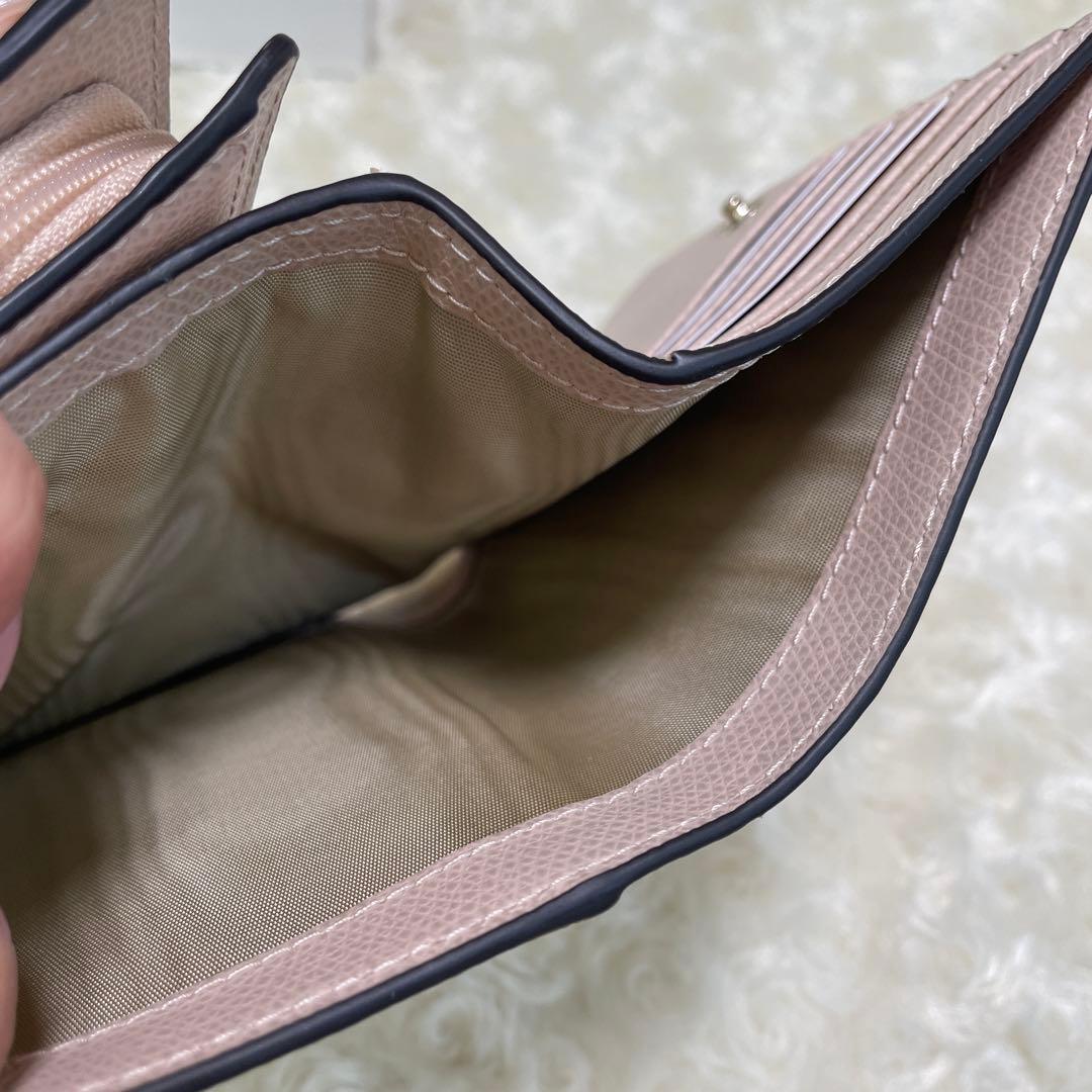 FURLAフルラ　レディース　二つ折り財布　ピンク