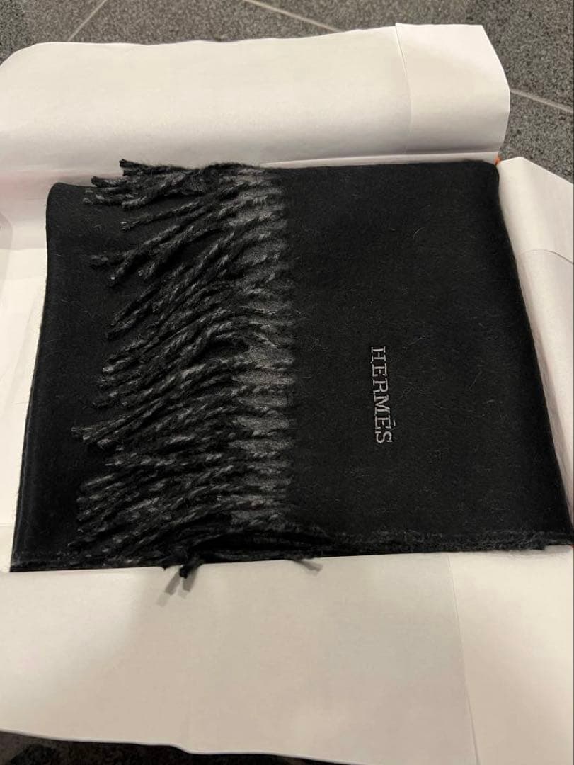 新品未使用　エルメス　カシミヤマフラー 《レクトヴェルソ》