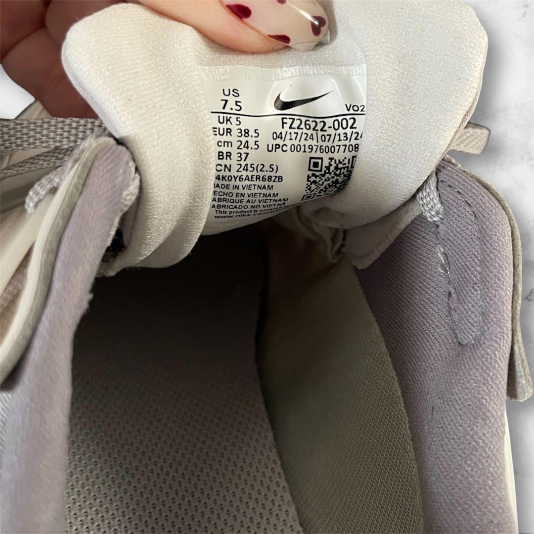 ✨美品✨24.5ナイキ ウィメンズ V2Kラン ゴアテックス　ライトボーン　防水