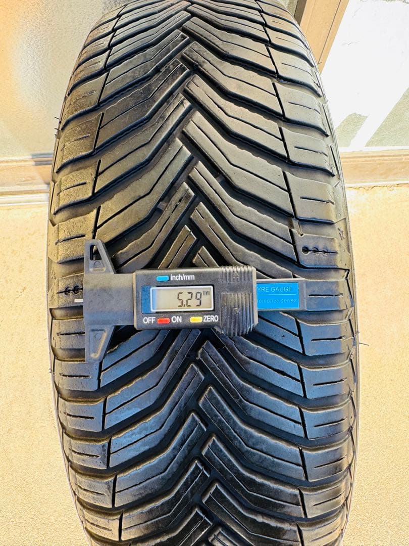 ミシュランオールシーズンタイヤ195/65R15 95V 2024年製