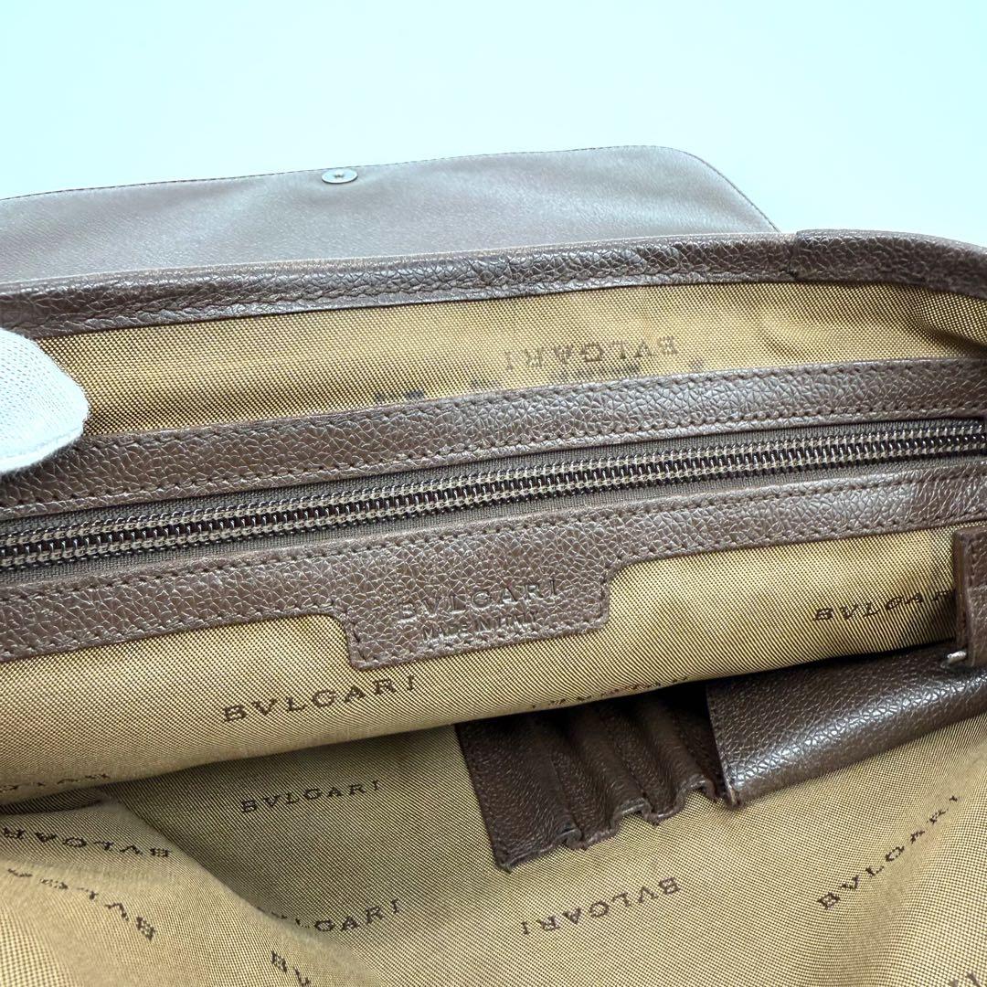 ★希少モデル★ブルガリ 本革 メッセンジャーバッグ ロゴプレート ロゴショルダー