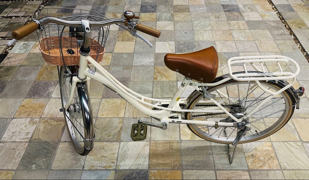 22インチ クリームFeerique Jr フェリーク ジュニア 自転車 アサヒ