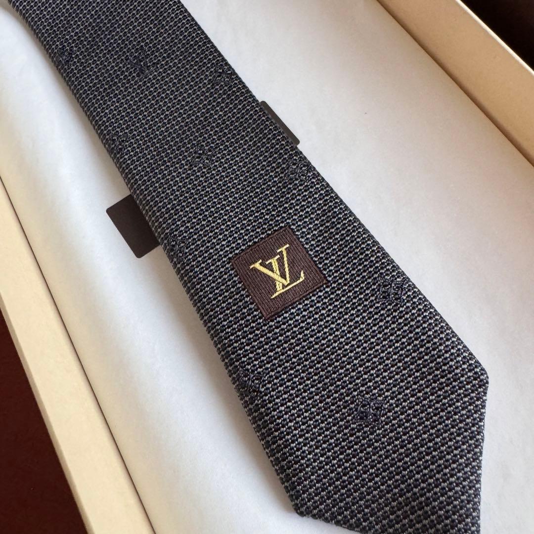 最高級 ルイヴィトン イタリア製 モノグラム ネクタイ ソリッドタイ グレー