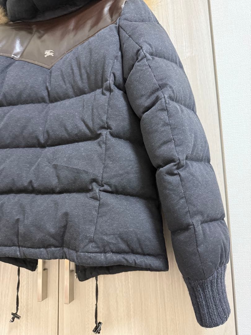 バーバリーブルーレーベル　ダウンジャケット　ダークグレー　36 S