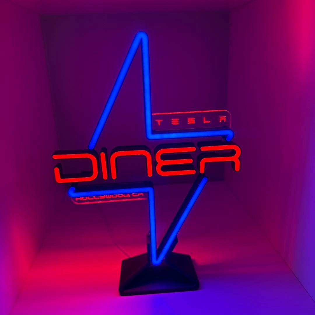 【LA限定&新品】テスラダイナー限定 Tesla ダイナーサイン　ネオン　LED
