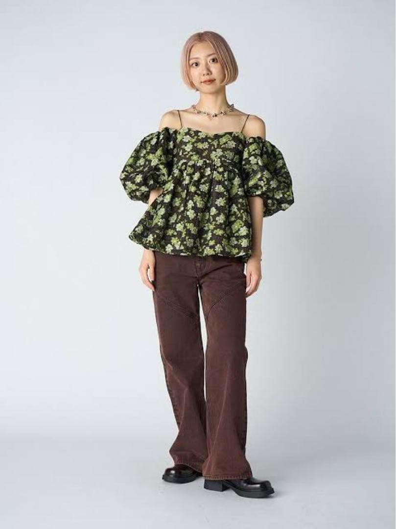 LILY BROWN バルーンスリーブ　ジャガード　ペプラム　シモーネロシャ