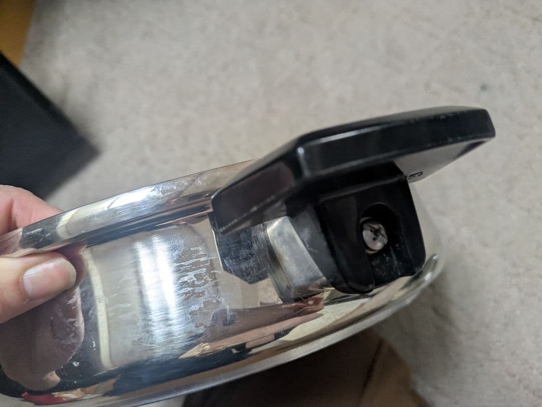 ロイヤルクイーン5層ステンレス製 両手鍋 蓋付き　28cm