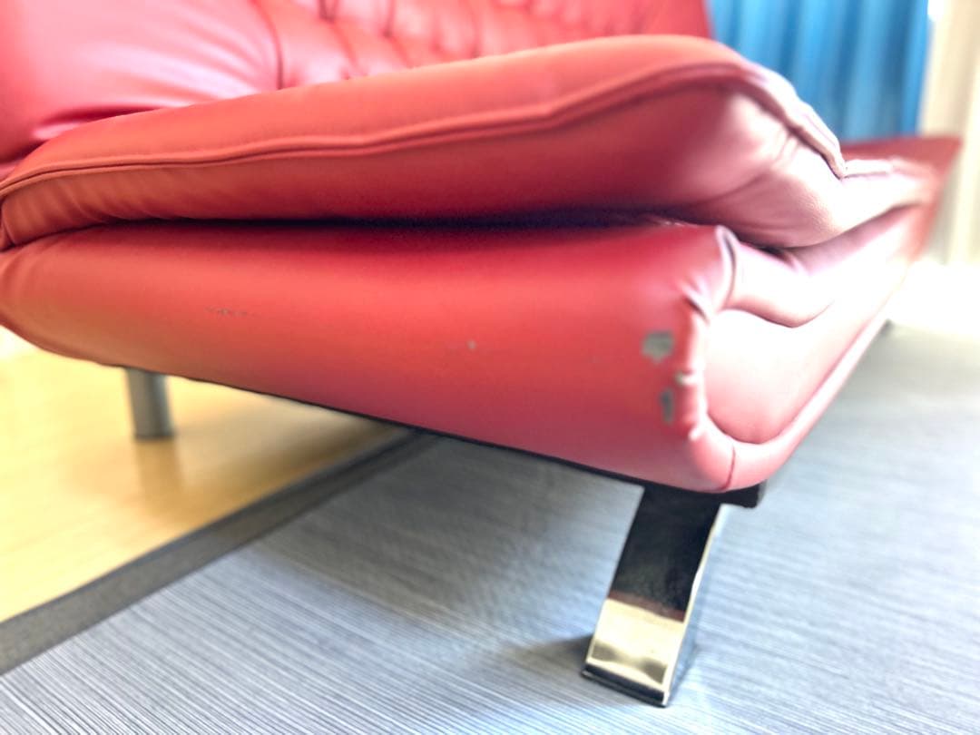 ニトリ赤い合成皮革ソファ 、ソファベッドリクライニング機能付き