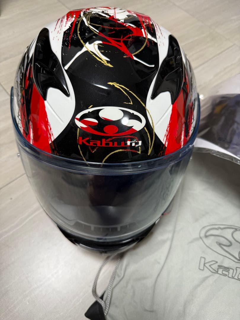 OGKカブト　カムイ3 フェニックス フルフェイスヘルメット ミラースモーク付き