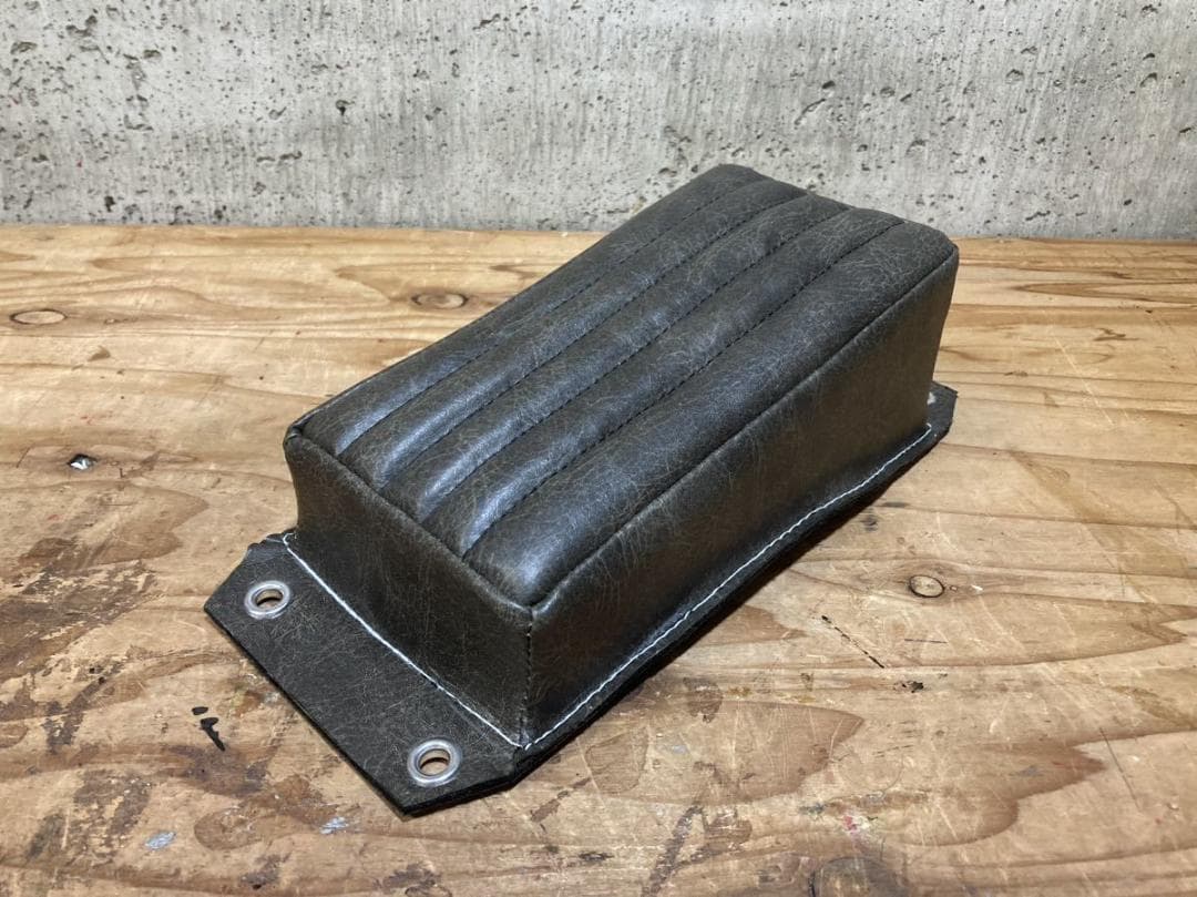 送料無料 ソロシート ピリオンパッド VTG ハーレー チョッパー SR