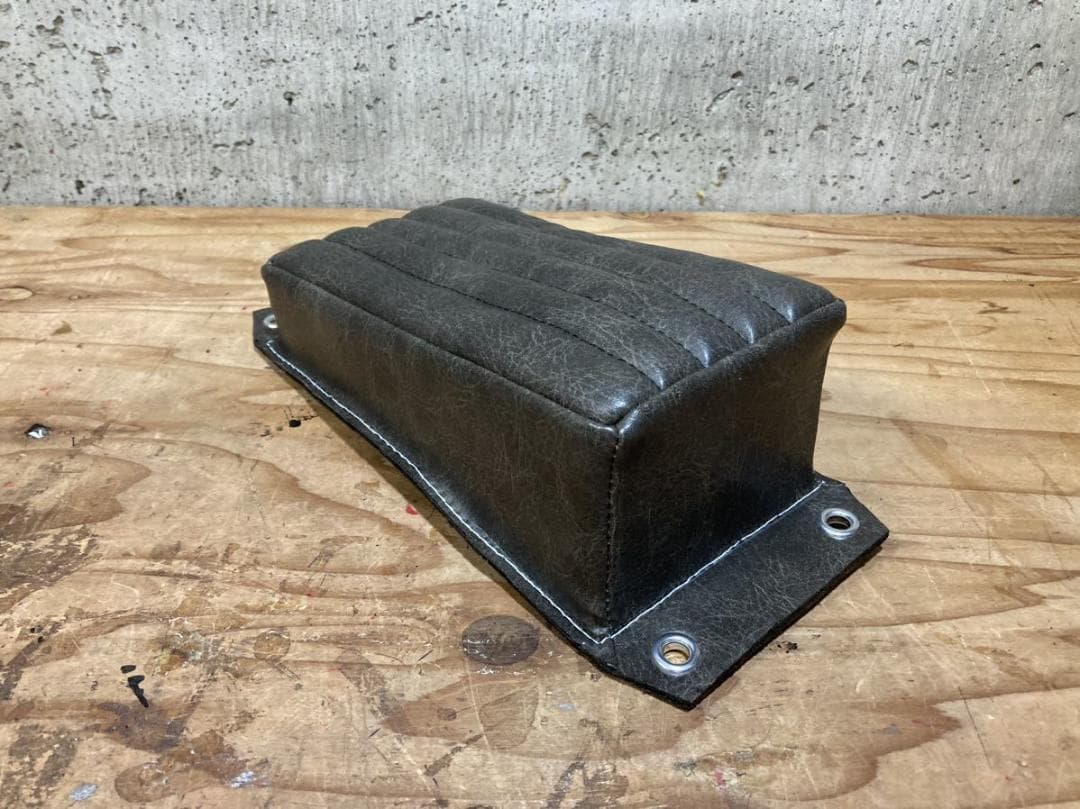 送料無料 ソロシート ピリオンパッド VTG ハーレー チョッパー SR