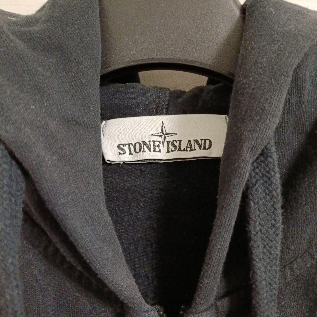 Mサイズ　ストーンアイランド ブラック パーカー