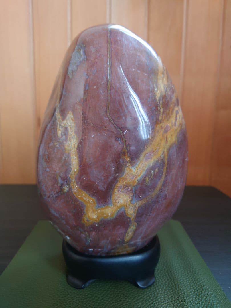 津軽　錦石 鑑賞石　青森県津軽西海岸　自然石　盆石　水石　赤石