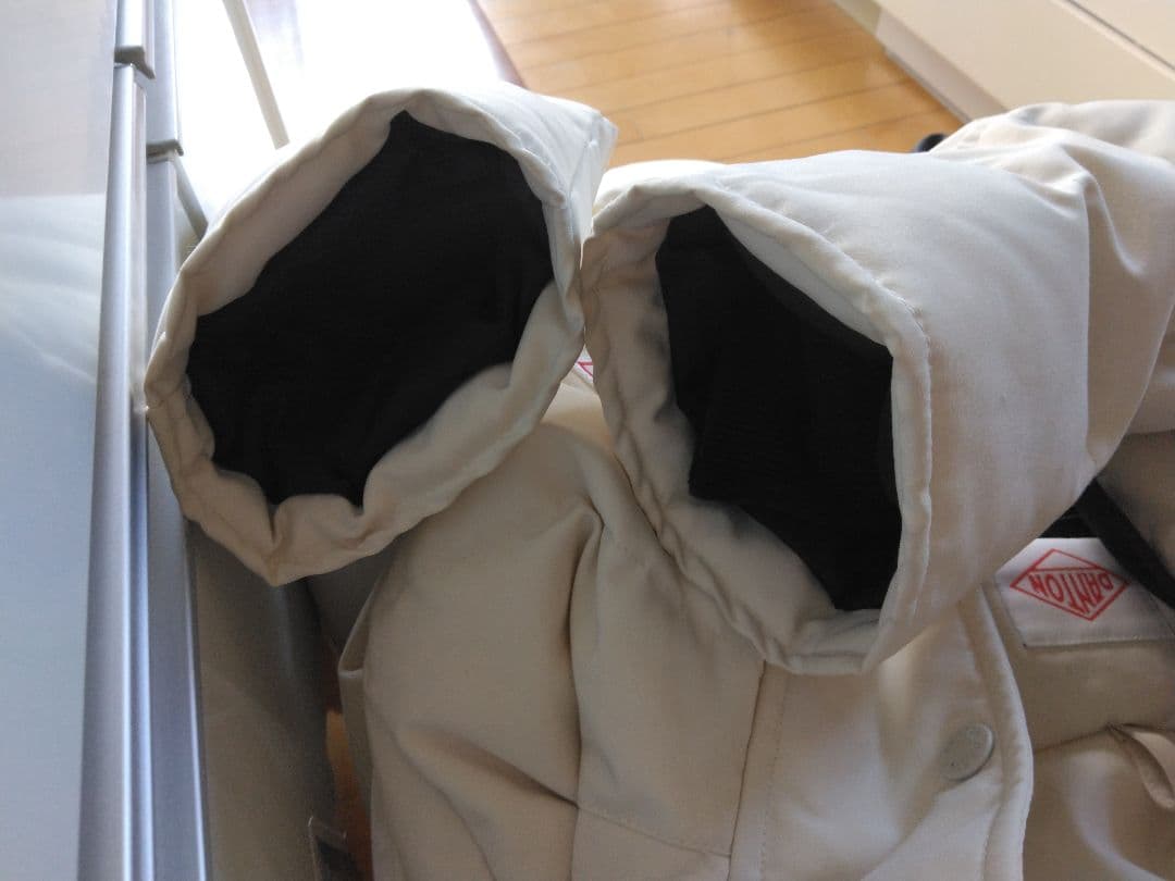 【美品です！】ダントン ホワイトダウンジャケット Mサイズ フード付き