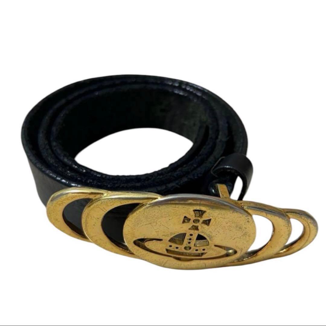 Vivienne Westwood ベルト tade dust着用