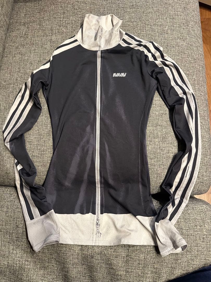 adidasOriginals by AvavavBaselayerの黒×白1枚