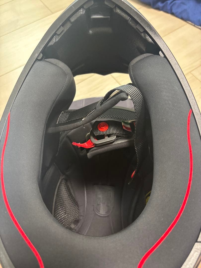 AGV フルフェイスヘルメット 黒 インカム付き 即日発送