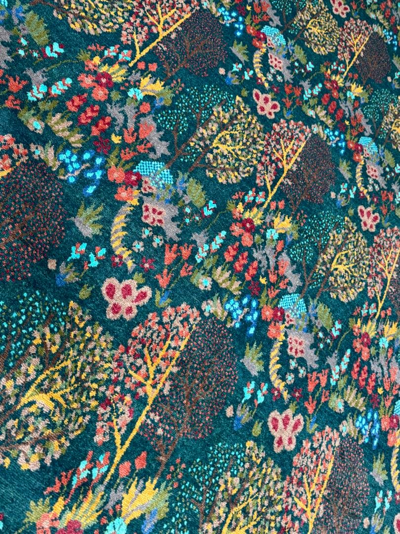 ペルシャ 手織り絨毯 ( Tree Of Life )