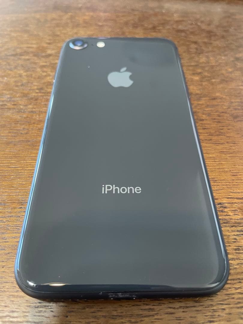 iPhone8 128GB SIMロックなし