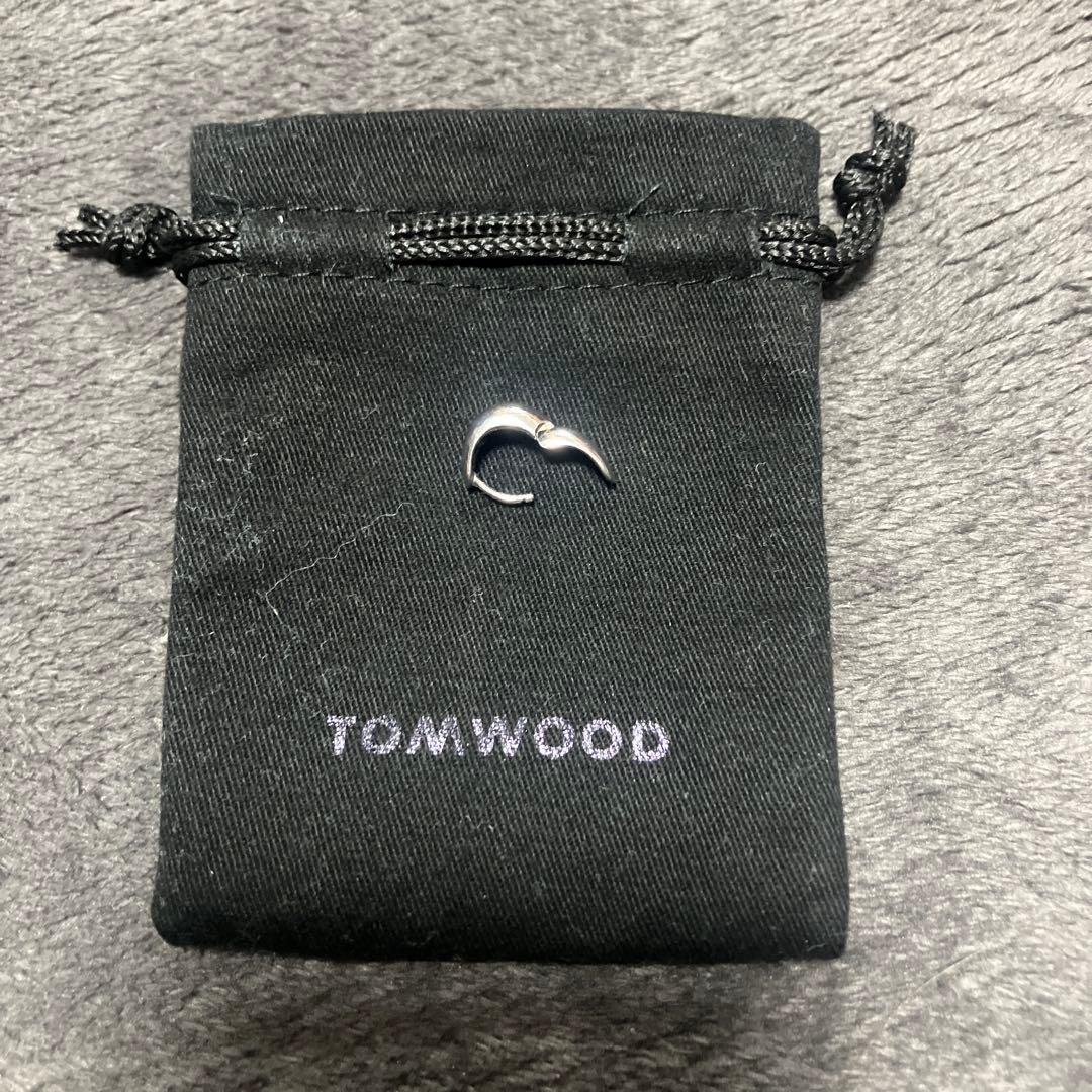 トムウッド　ピアス　イヤーカフ　イヤカフ　イヤリング　耳　0705