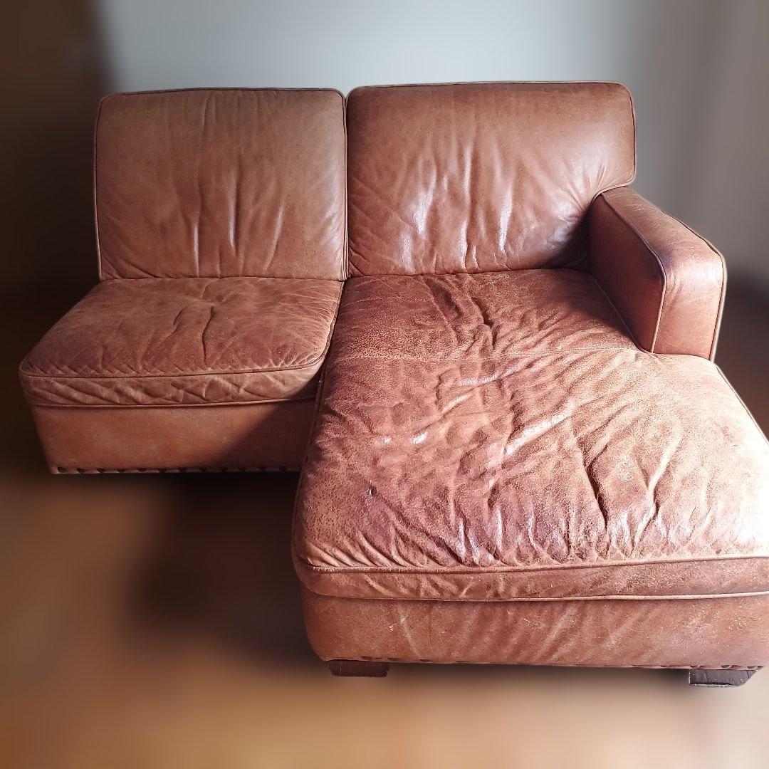 リビングカウチレザーソファ