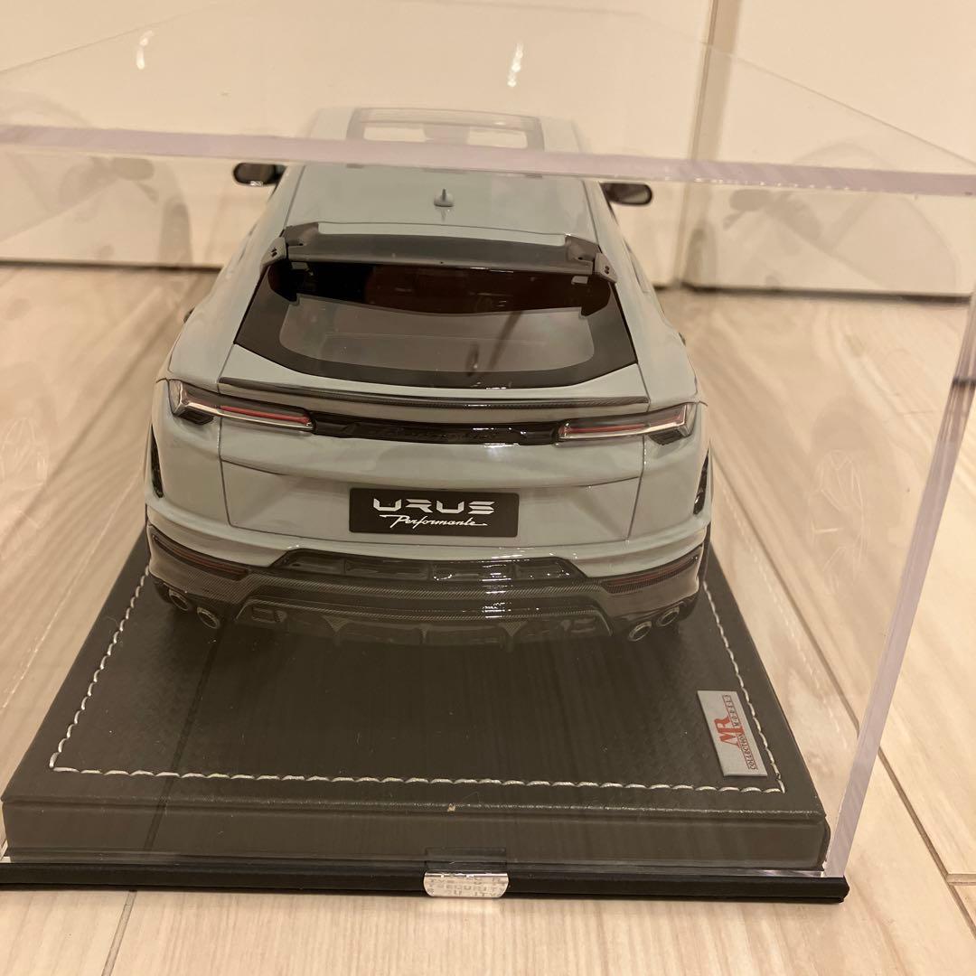 モデ☆Lamborghini Urus Performante 1/18