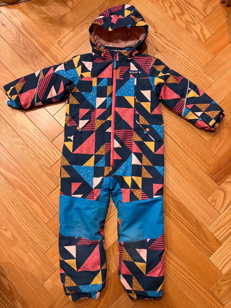 パタゴニア　スノーウェア　キッズ　Patagonia ４Ｔ