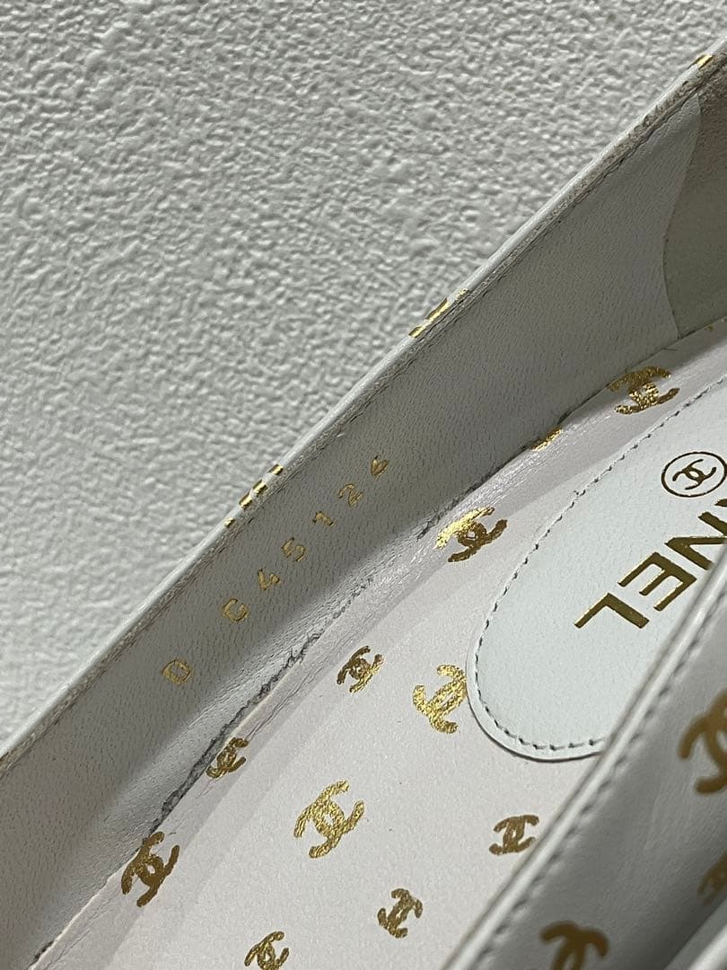 初売りセール！CHANEL シャネル レタリングパンプス 2024ss