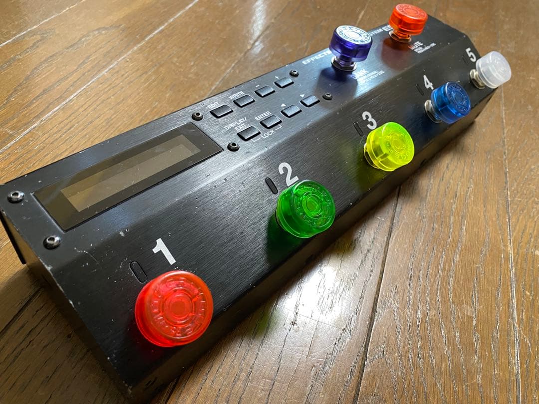 BOSS ES-5 スイッチャー