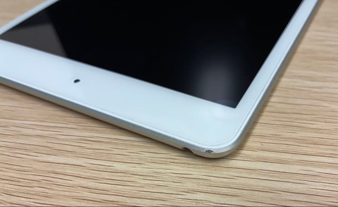 Apple iPad mini 第5世代　64GB シルバー 本体　A2133