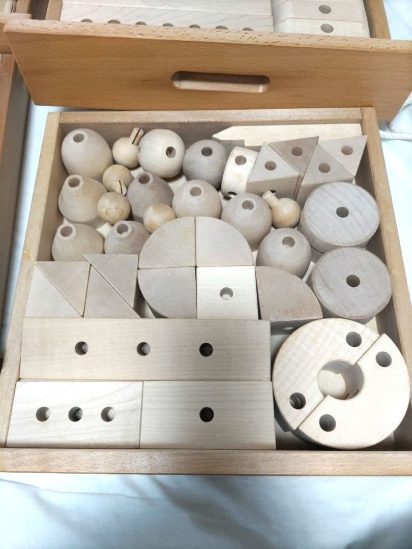 家庭保育園第6教室 ゲーテの組み木 美品 木製 知育玩具 4段引き出し 廃盤