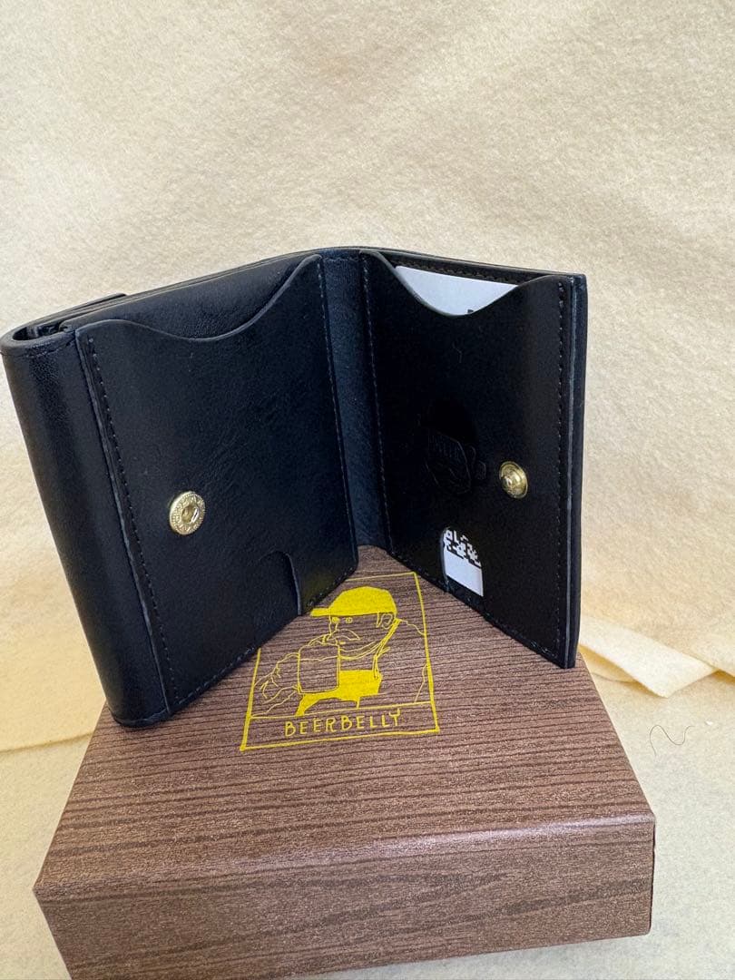 Beer Berry ハッチバック　ブラック