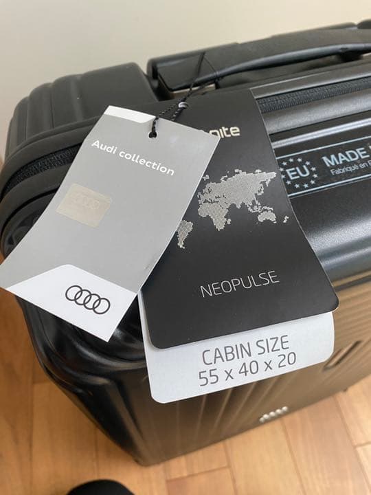 こうたん Audiキャビントロリーケース （マットブラック）