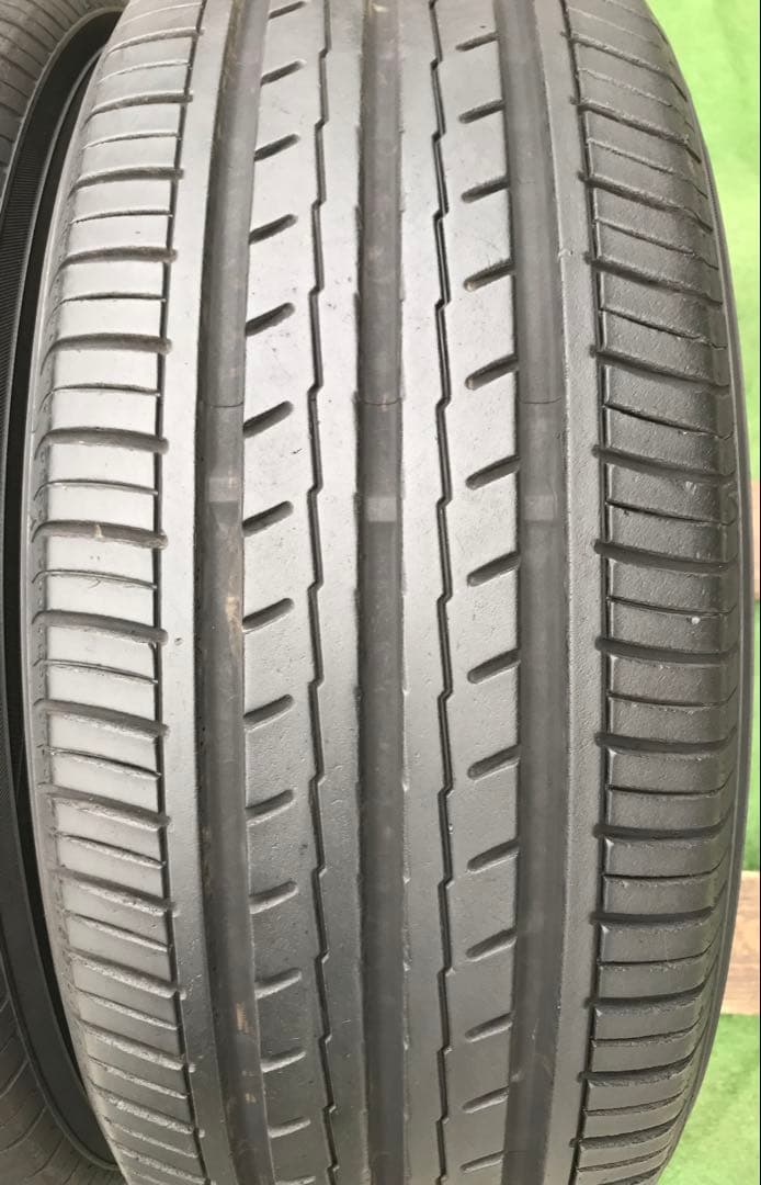 205/55 R16 YOKOHAMA BluEarth ES32、　2024年