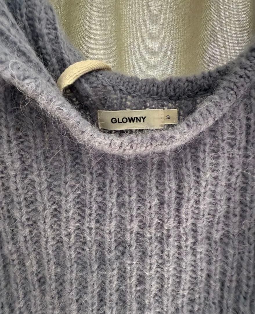 GLOWNY ニットトップス
