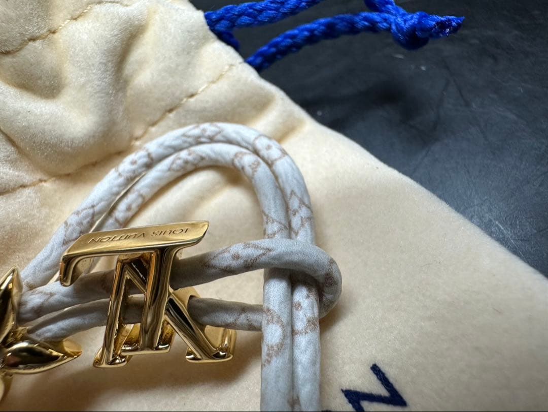 た*み様 極美品　ルイヴィトン　ブレスレット　LVブルームモノグラム　フラワー