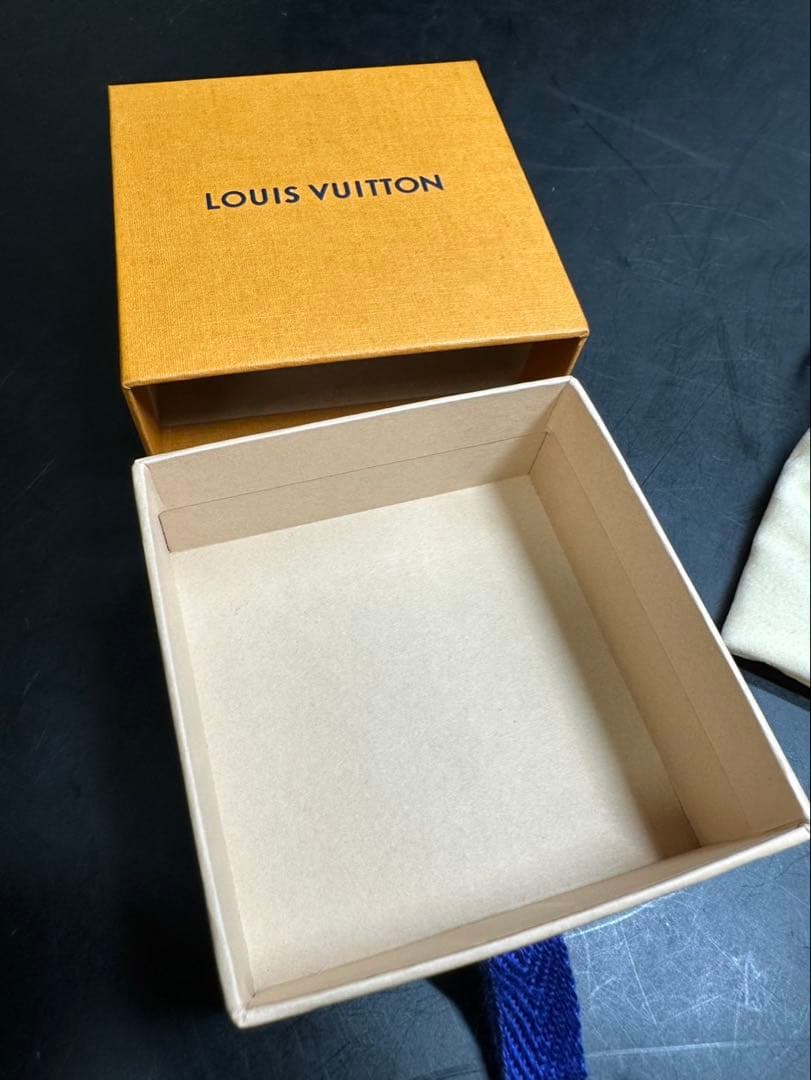 た*み様 極美品　ルイヴィトン　ブレスレット　LVブルームモノグラム　フラワー