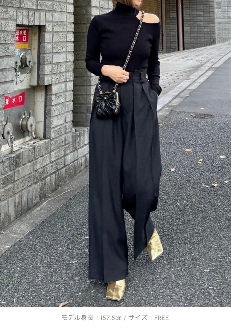 シーニュCygne ワンショルダーオープンニット elle ブラック