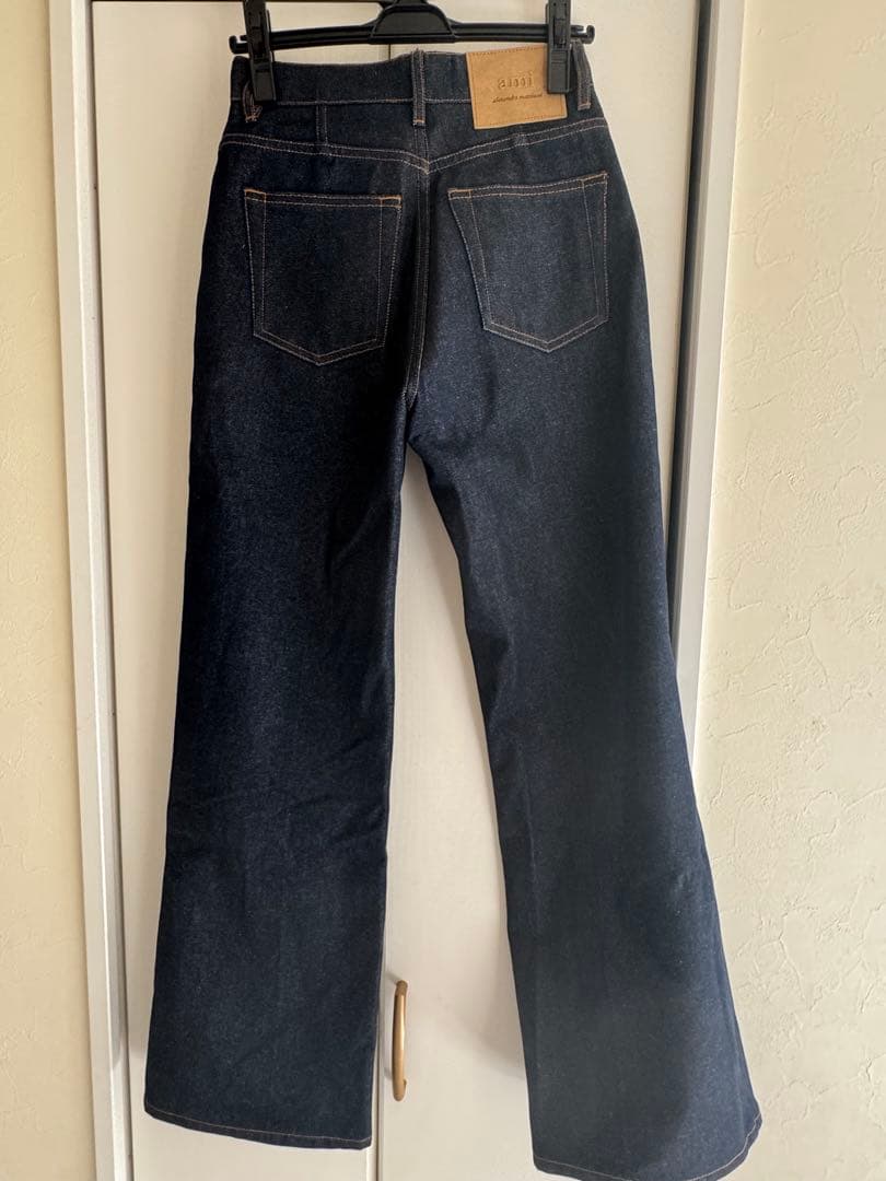ami デニム 25サイズ　FLARE FIT AMI PARIS