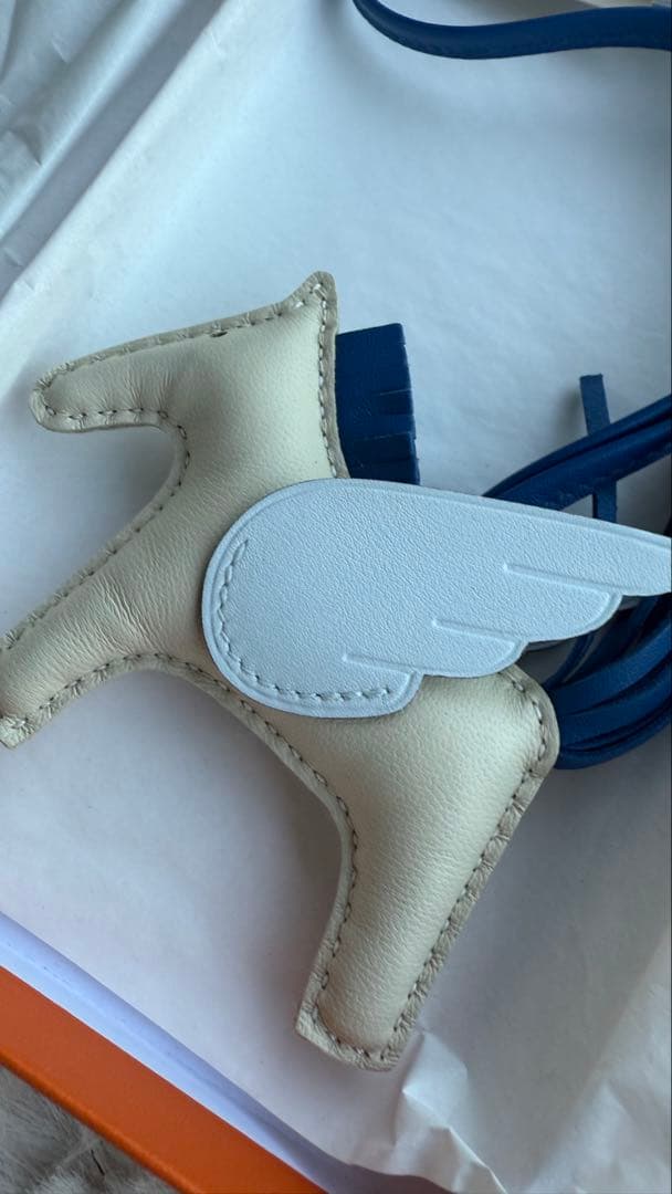 人気色！エルメス　HERMES ペガサス　pm