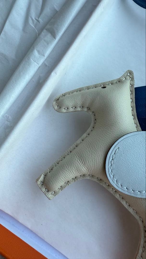 人気色！エルメス　HERMES ペガサス　pm