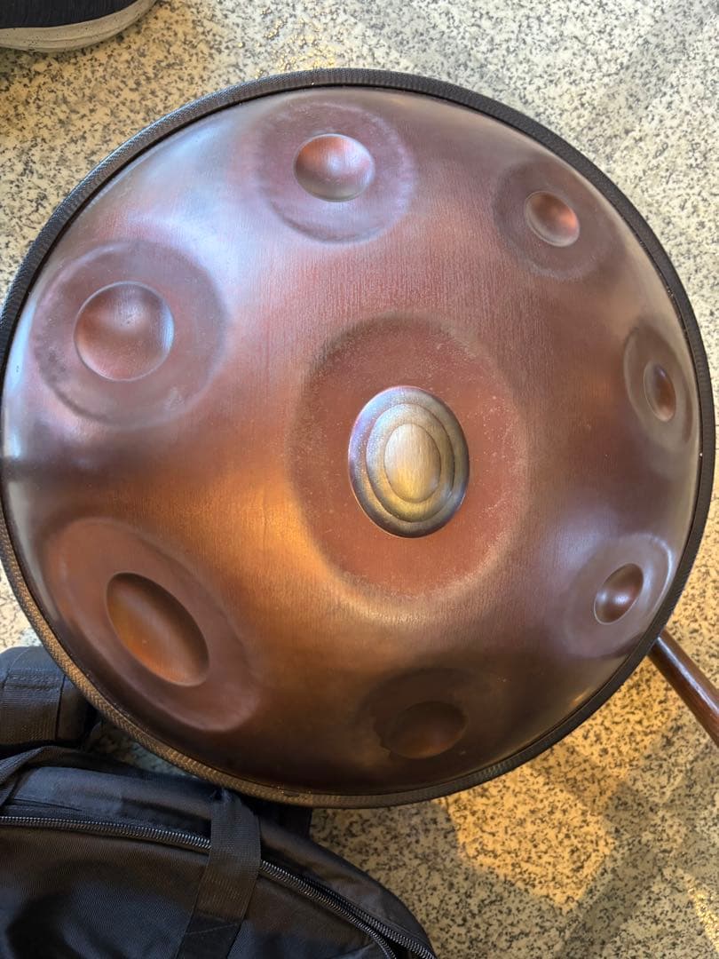 ブラックアンブレラハンドパン８音