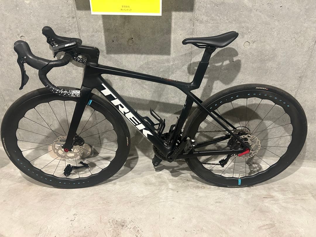 TREK ロードバイクMADONE SL5 GEN8 S カスタムあり