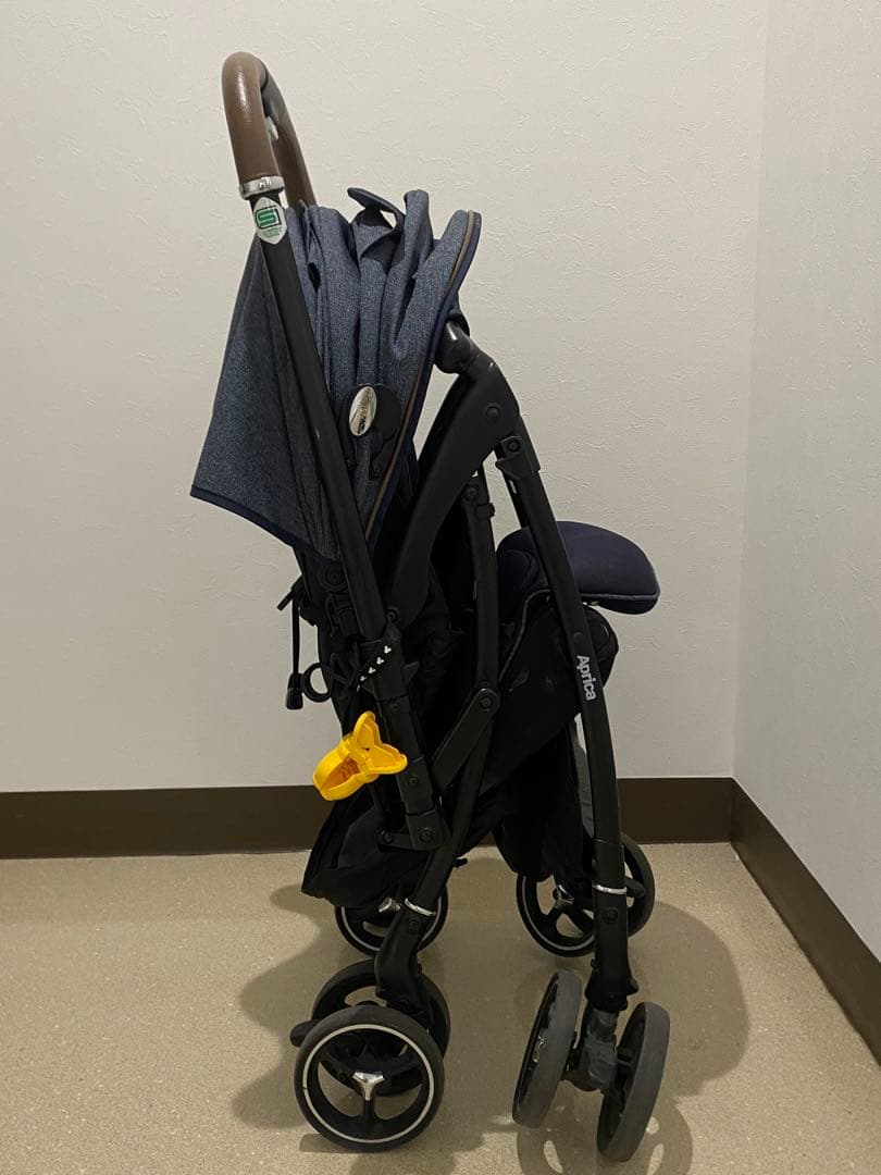 Aprica アップリカ ラクーナクッション フリー ベビーカー