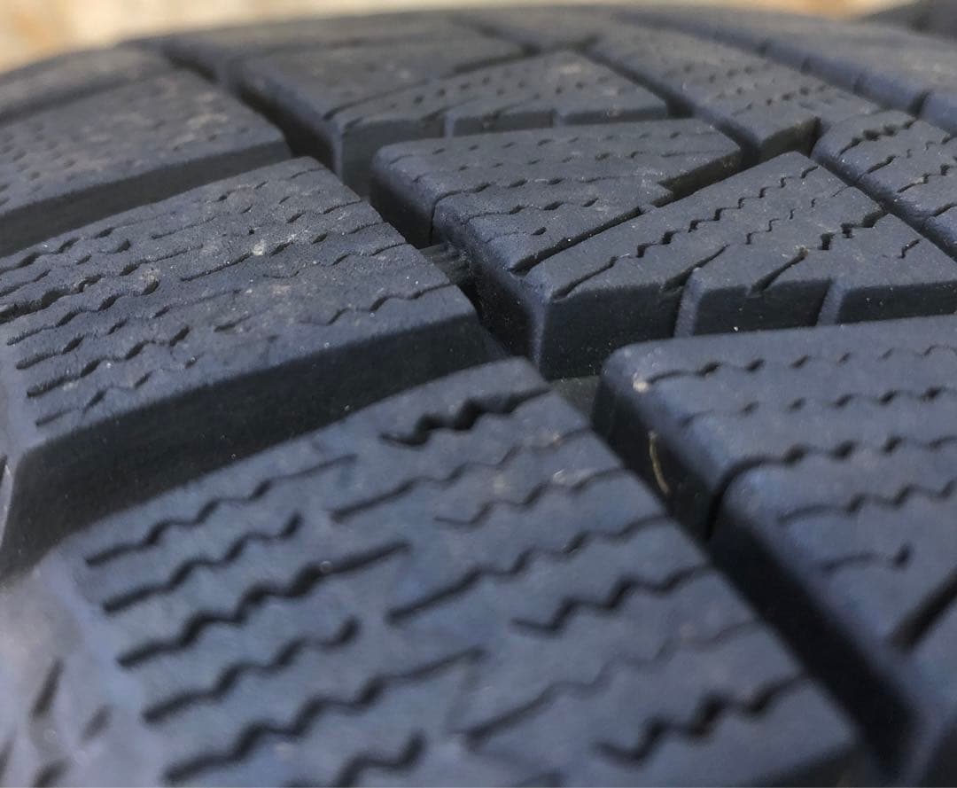 ☆ブリヂストン スタッドレスタイヤ 185/60R15 2本セット☆