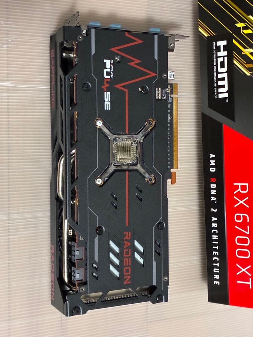 グラフィックボード・グラボ・ビデオカード Radeon Sapphire pulse RX6700XT 12GB